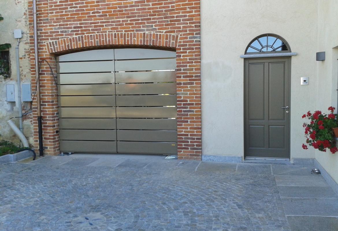 Cancello a doghe orizzontali