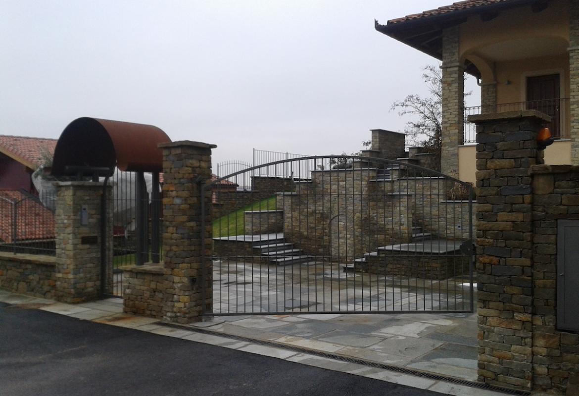 Cancello ad un anta