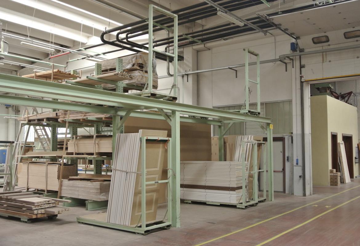 Magazzino a due piani (2)