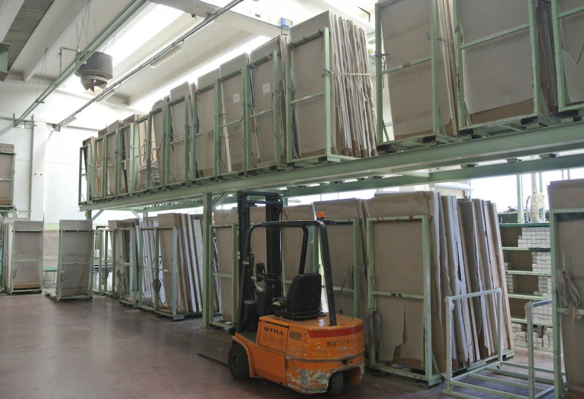 Magazzino a due piani