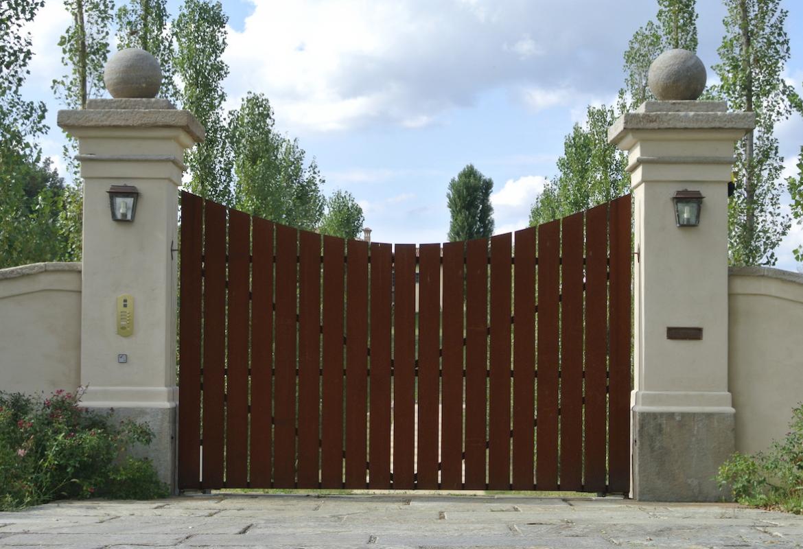 Cancello in lamiera corten