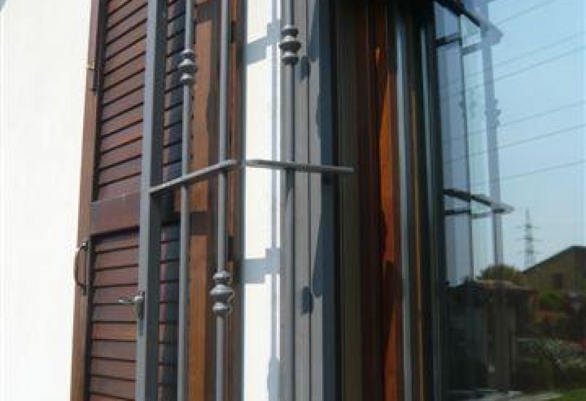 inferiata pieghevole aperta