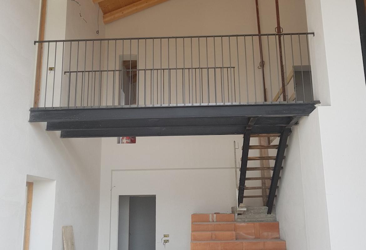 soppalco e scala in ferro 2